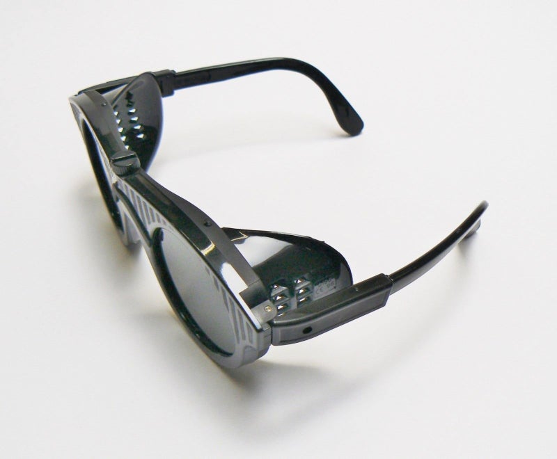 Novel Safety Glasses Protective Glasses Shade 10 Goggles for Melting & Soldering - Image 5